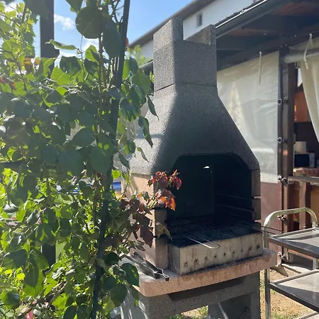 Casa Smarald בית הארחה קוסטינסטי
